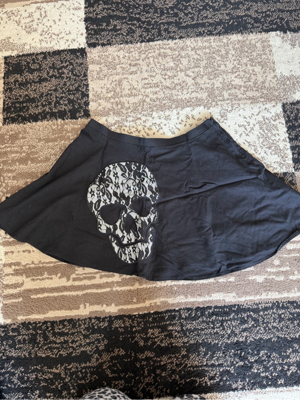 Hot Topic Black mini Lace-Skull Skater Skirt